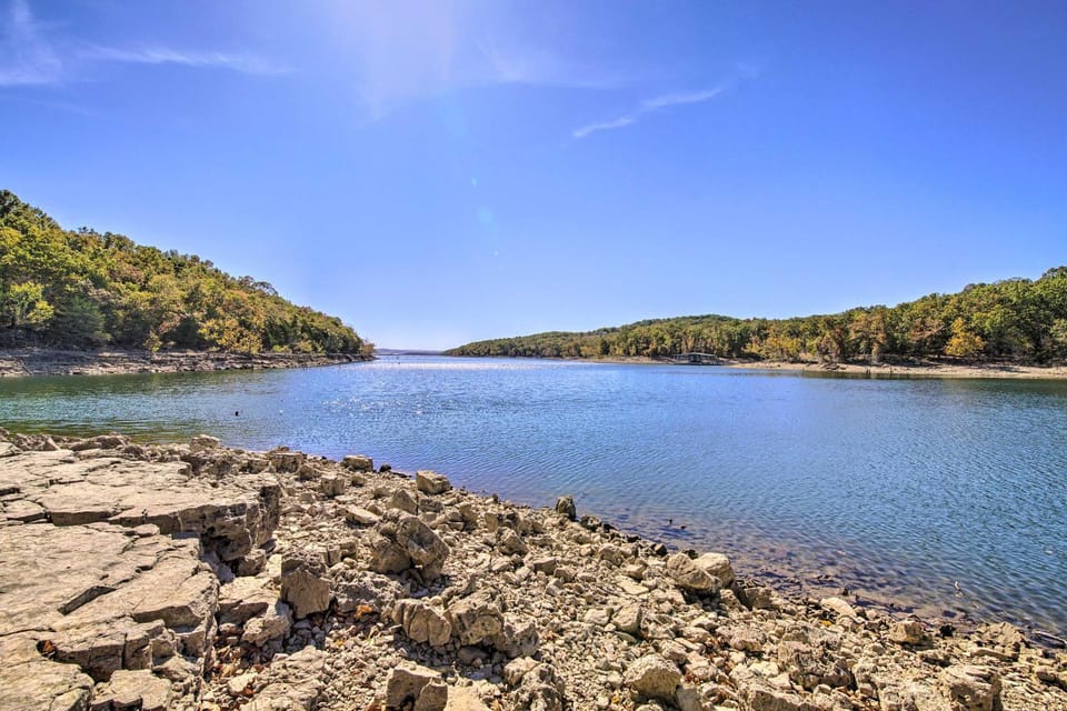 1 Mi to Silver Dollar City! Lake-View Family Haven House in Indian Point