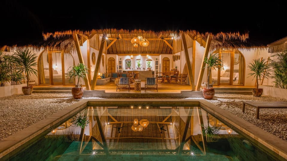 Property building, Patio, Night, Garden, Garden view, Pool view, Swimming pool, sunbed