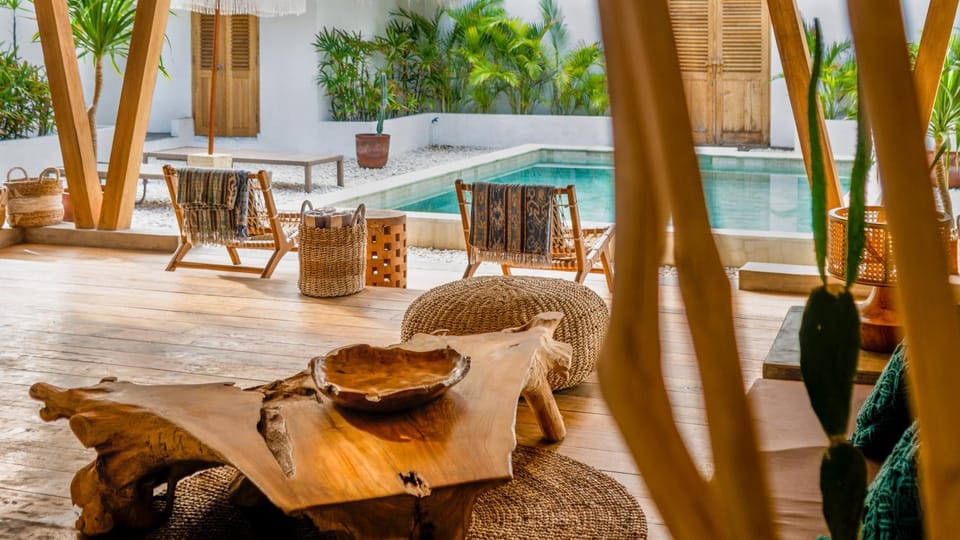 Facade/entrance, Day, Garden, View (from property/room), Living room, Decorative detail, Seating area, Garden view, Pool view, Swimming pool, sunbed