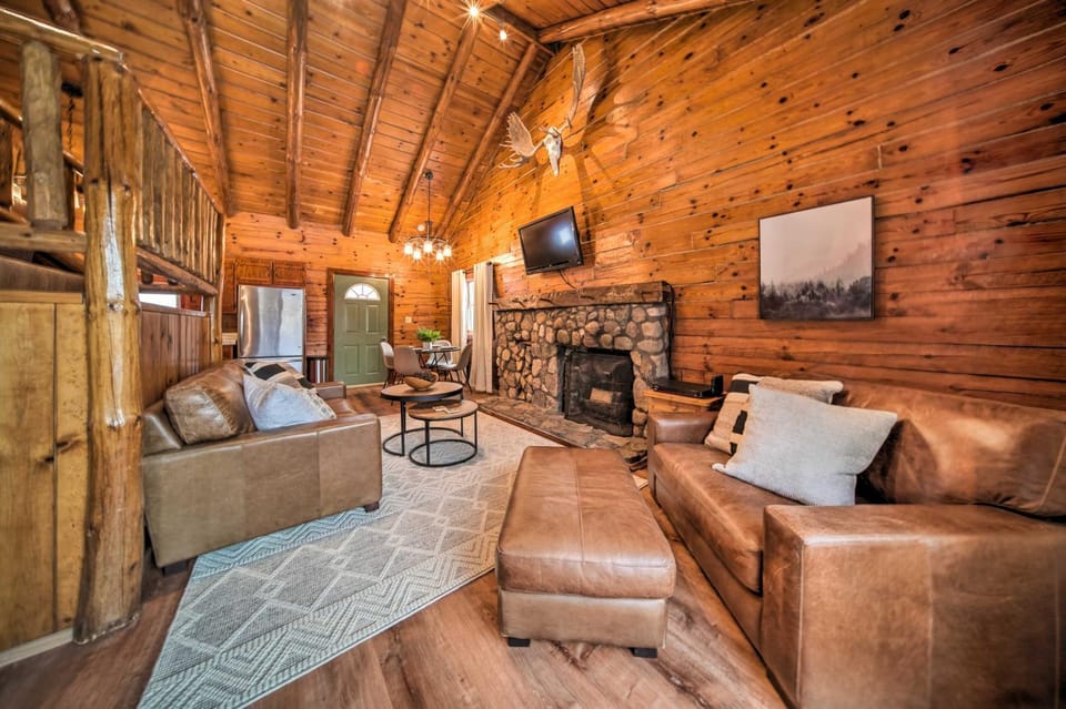 Cambridge Springs Cabin Near French Creek! Cabin in Lake Erie