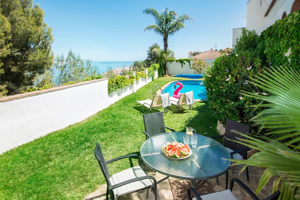 Garden, Pool view, Swimming pool
