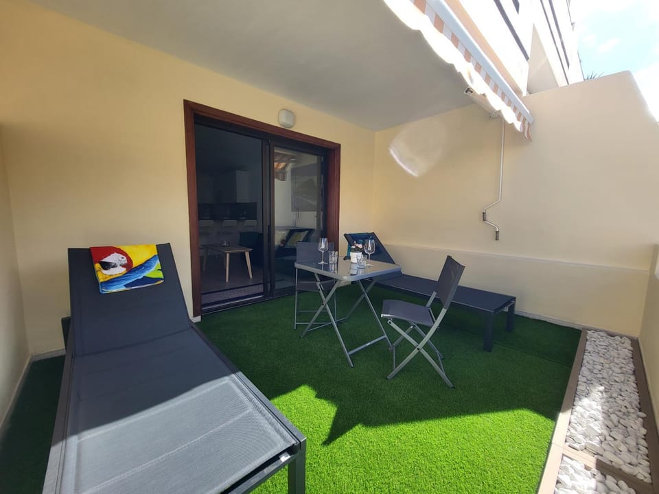 Balcony/Terrace, Dining area, sunbed