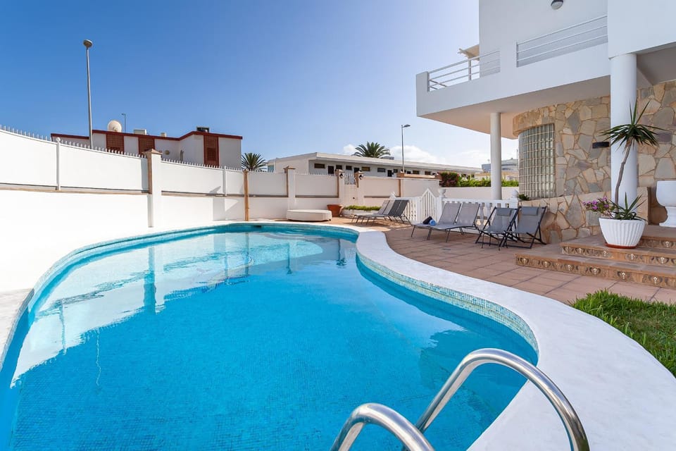 Pool view, Swimming pool