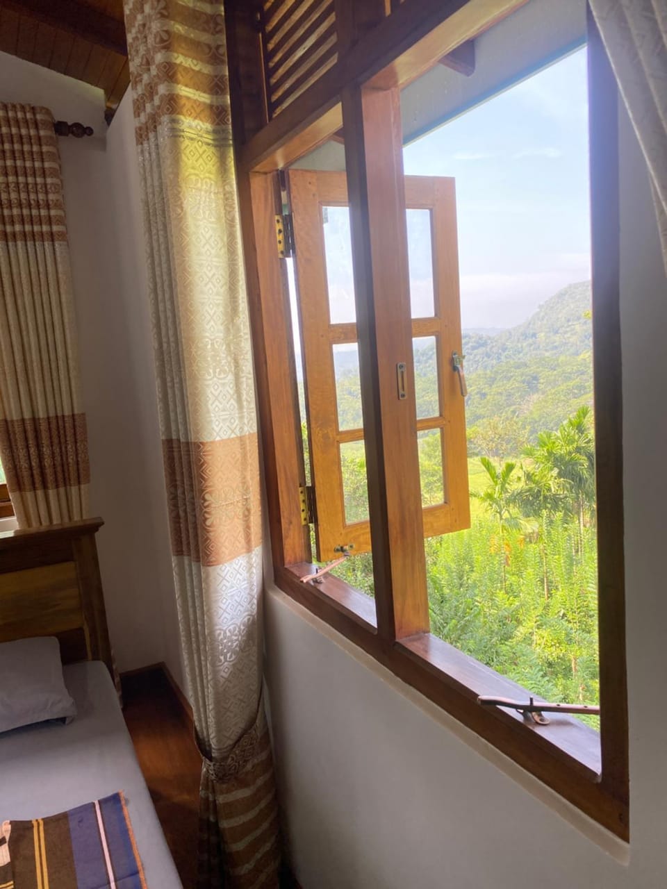 Happy Feet Diyaluma Bed and Breakfast in Uva Province, Sri Lanka