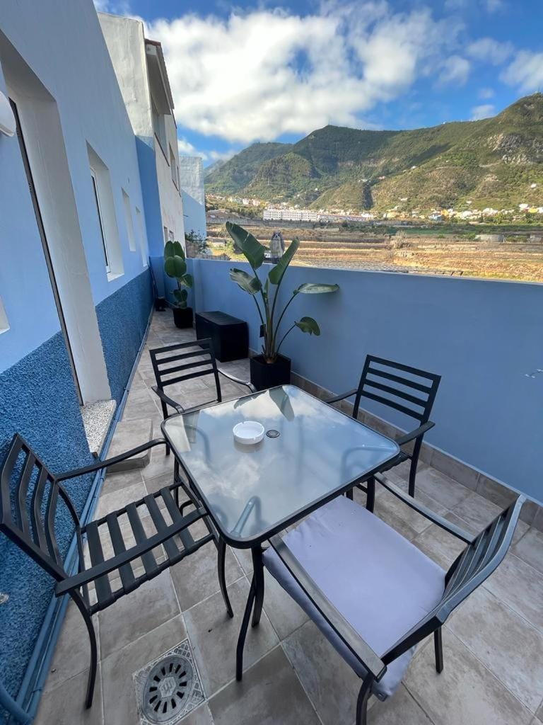 Casa unifamiliar. Gran terraza. Vistas. Tele working House in Orotava Valley
