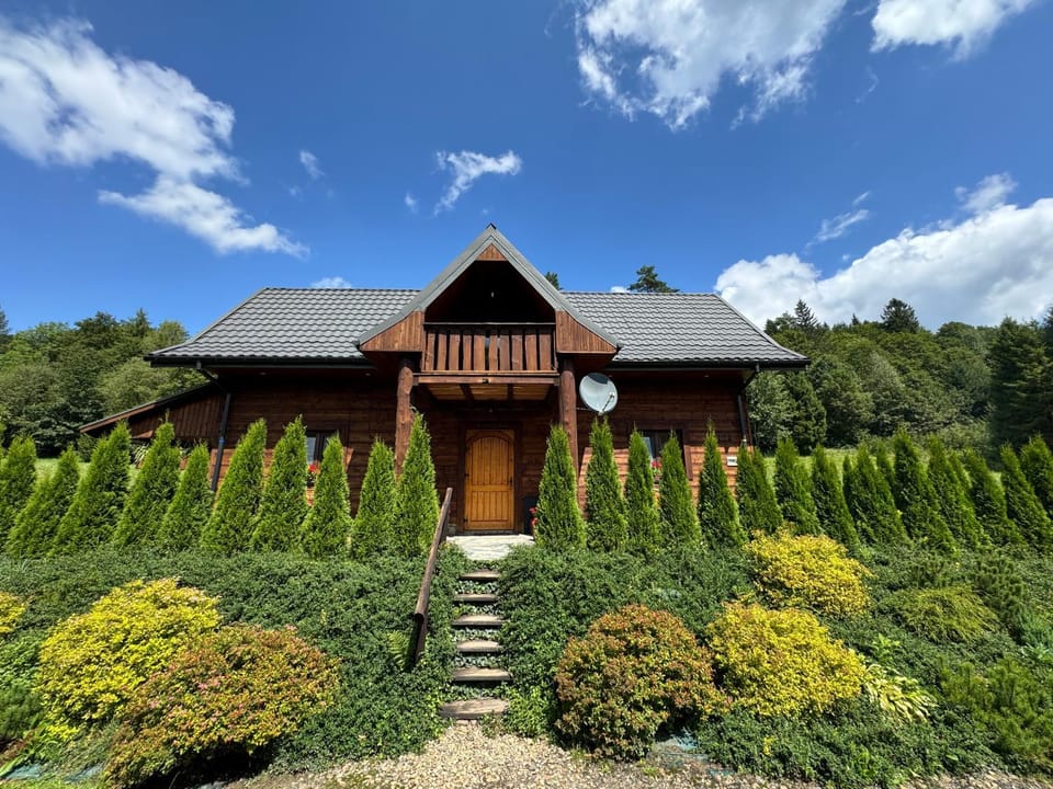 Property building, Spring, Garden