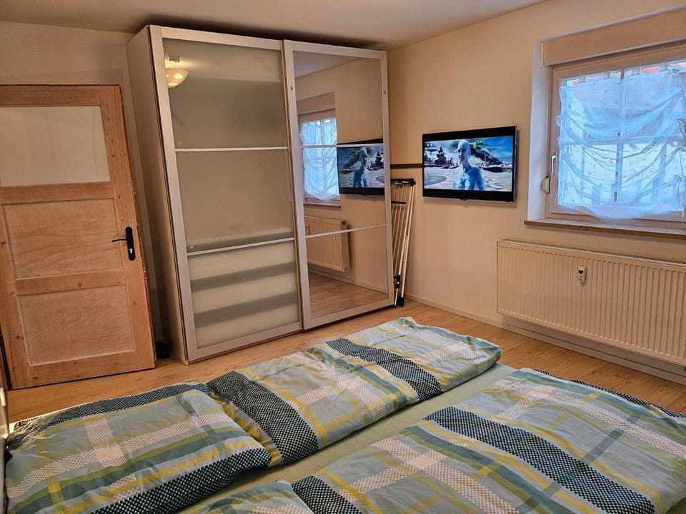 TV and multimedia, Bedroom