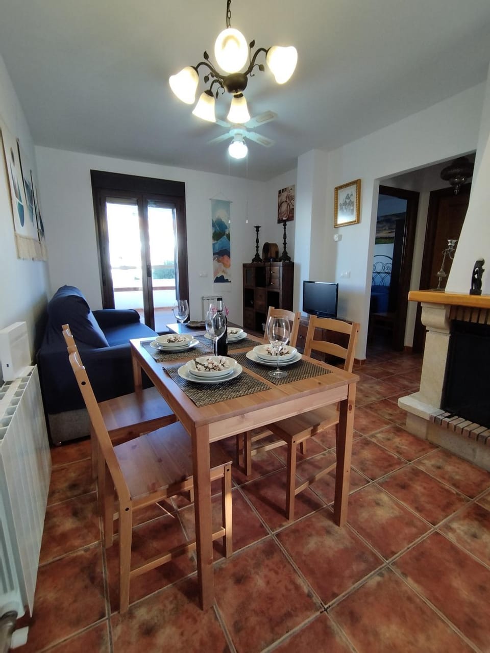 Living room, Dining area, fireplace