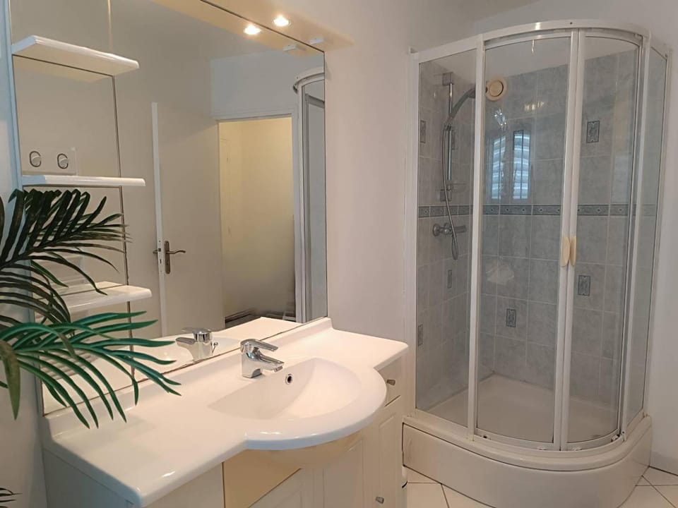 Bel appartement avec WIFI, VUE MER face au port de plaisance à PERROS-GUIREC - Réf 838 Apartment in Perros-Guirec