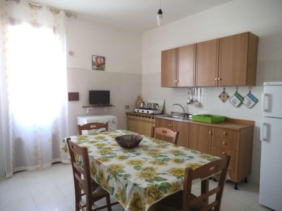 Derna 25dx Clima & Wi-Fi Apartment in Castellammare del Golfo