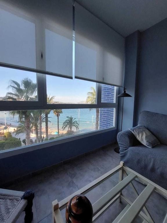 Living room, Sea view
