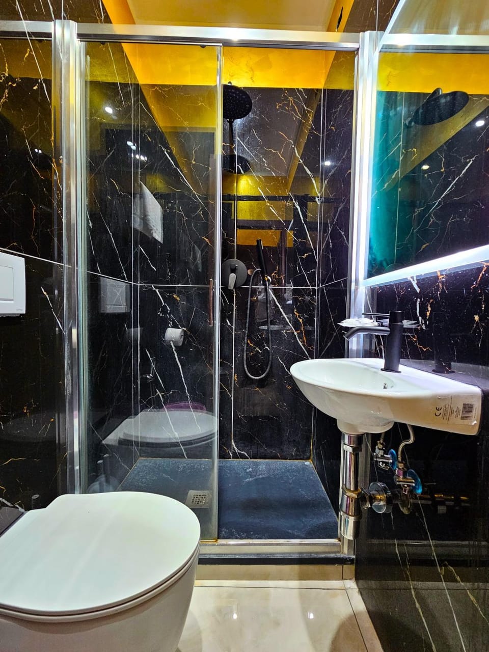 Toilet, Bathroom
