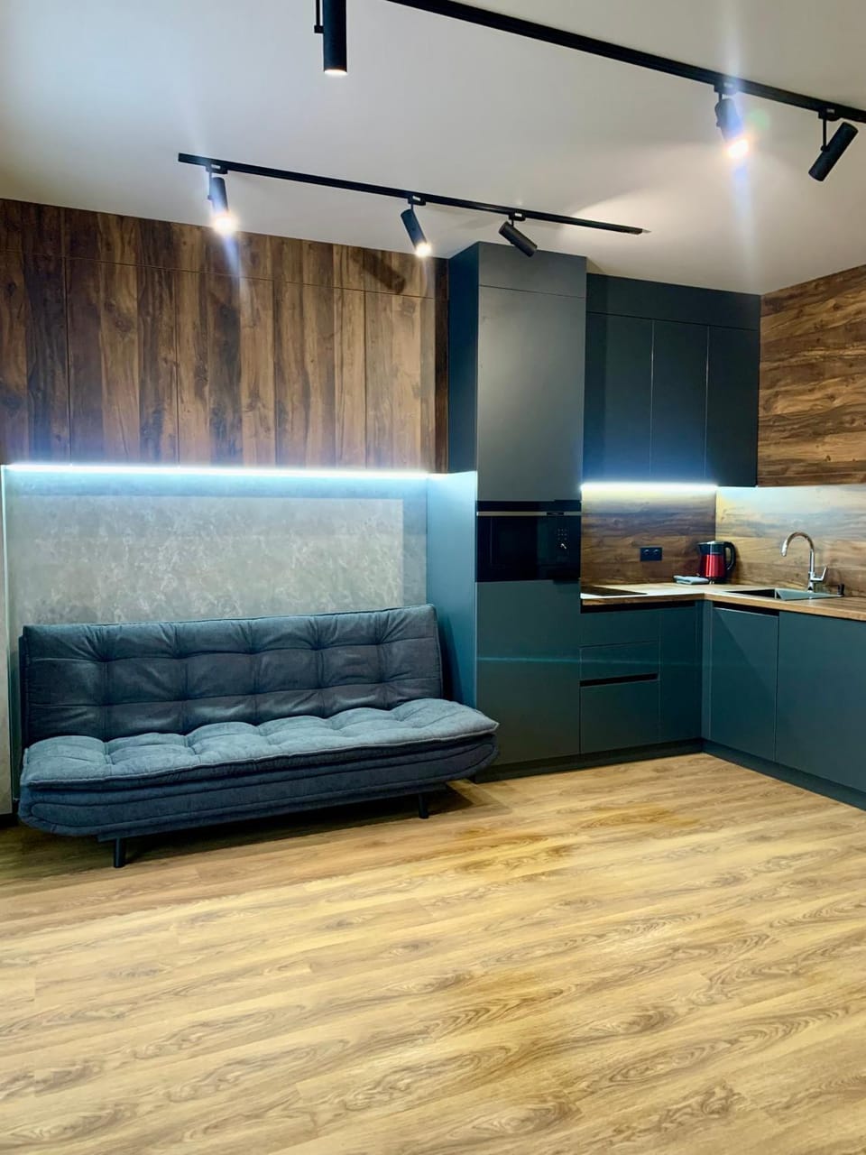 Дизайнерські двокімнатні апартаменти в ЖК DreamTown Apartment in Ukraine