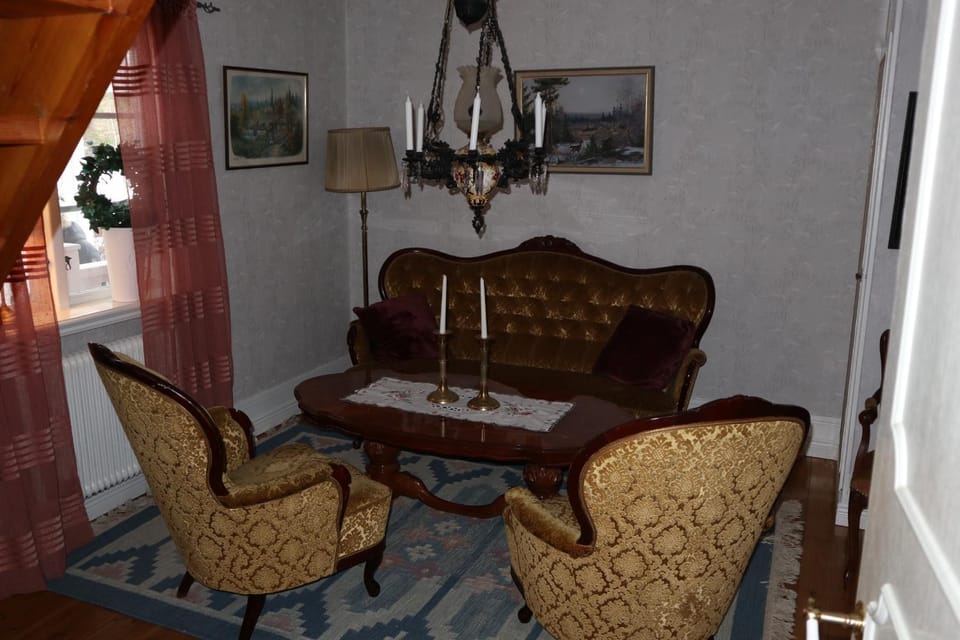 Seating area