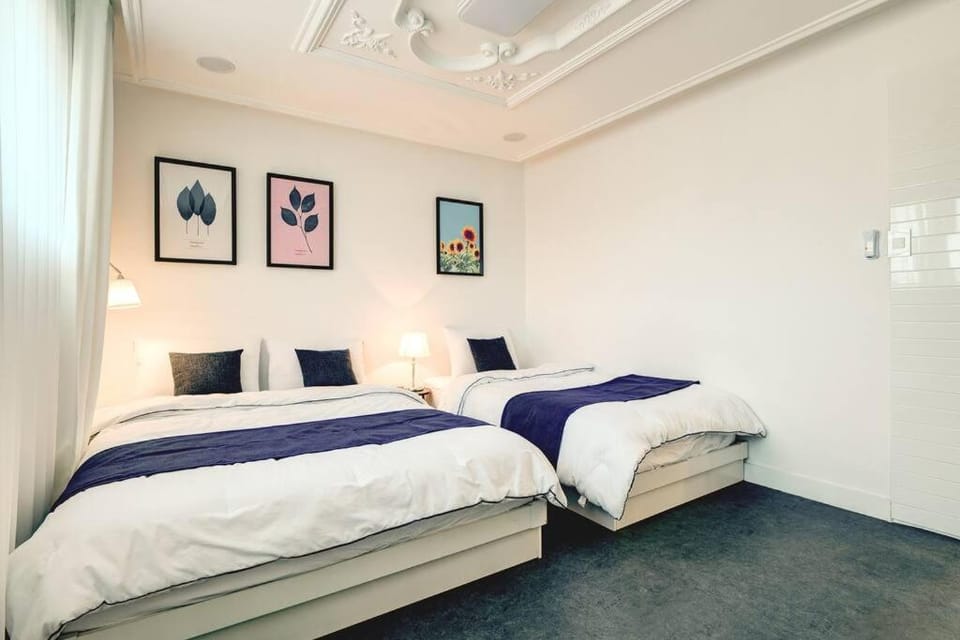 Hongdae 4bed room House Apartment in Seoul