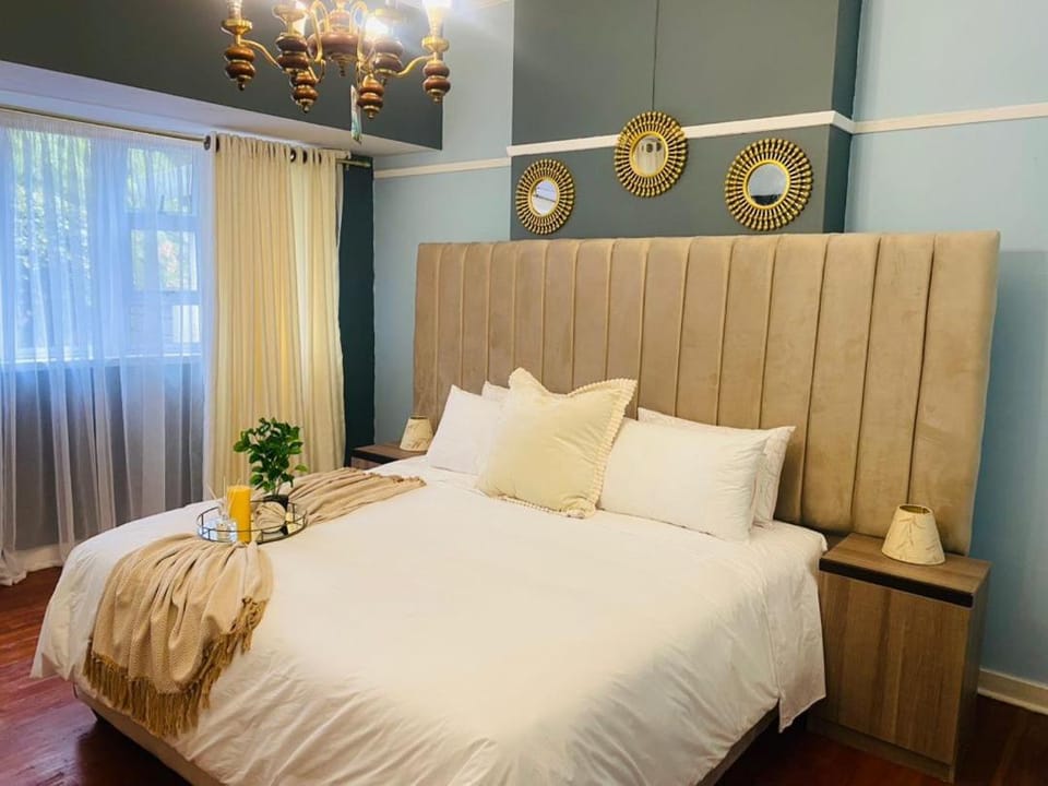 Paradise Guest House Bed and Breakfast in Roodepoort