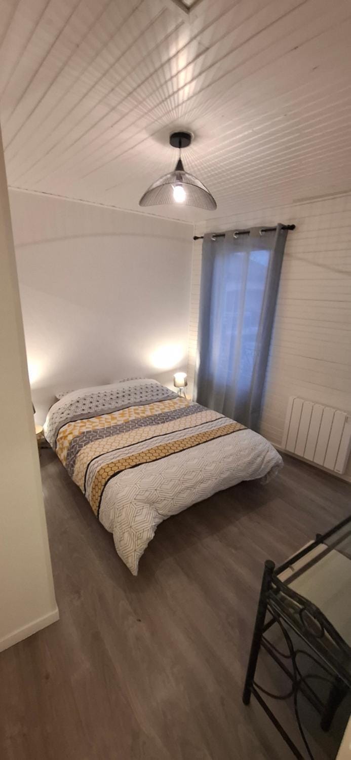 Bed, Bedroom, wardrobe