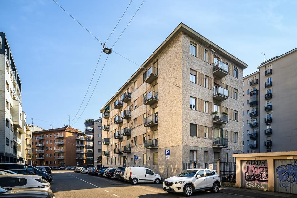 Property building, Street view
