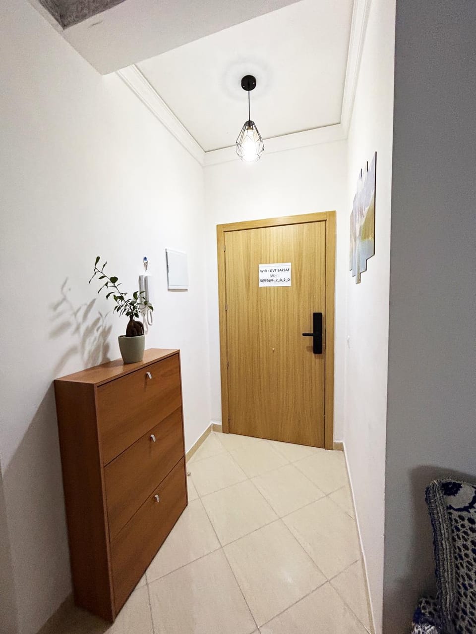 locker, wardrobe