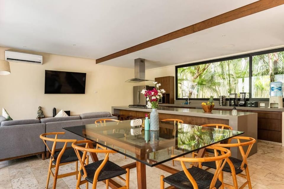 Villa with Jacuzzi & Pool with Great Concierge Service Villa in Tulum