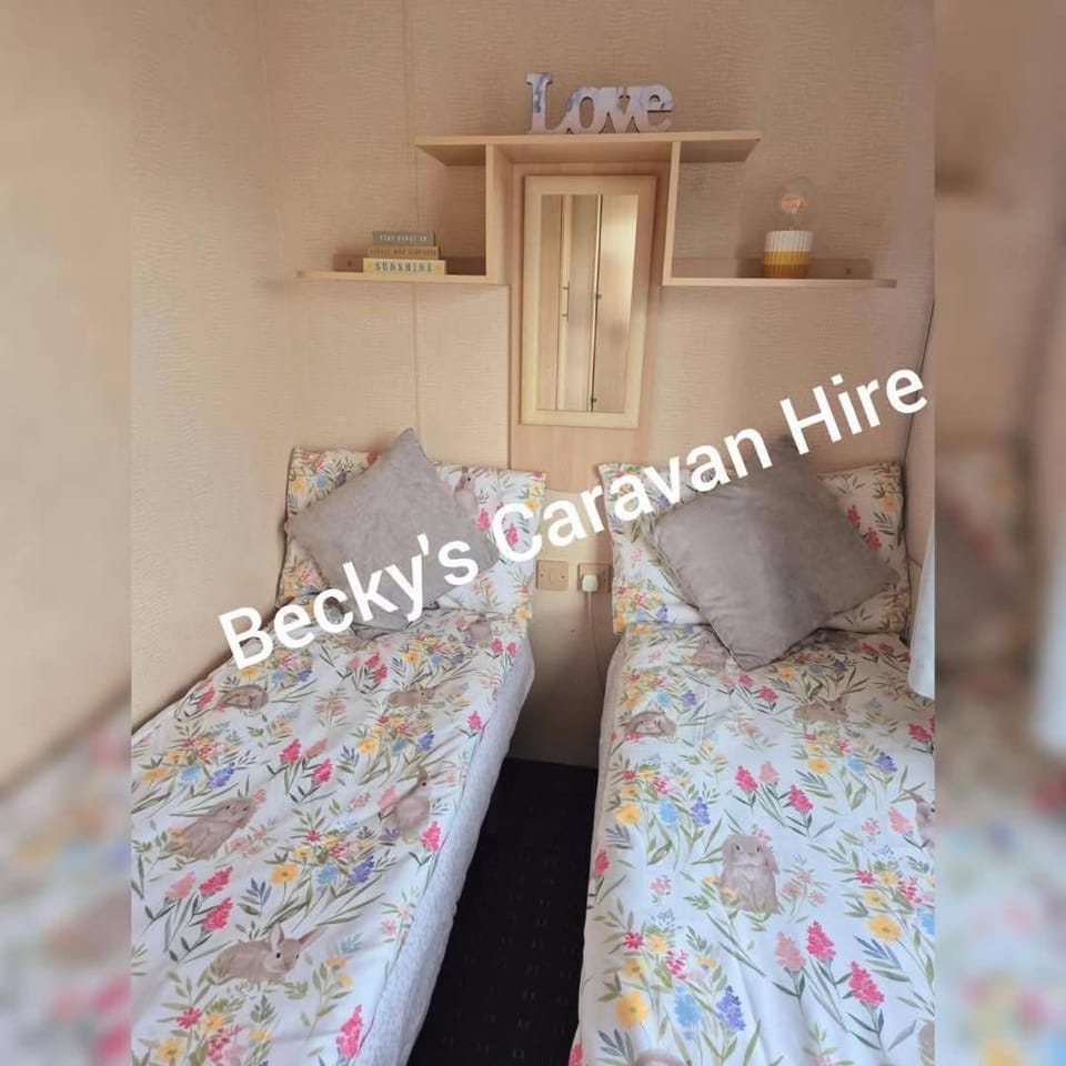 Becky's Caravan at Marton Mere Campground/ 
RV Resort in Blackpool