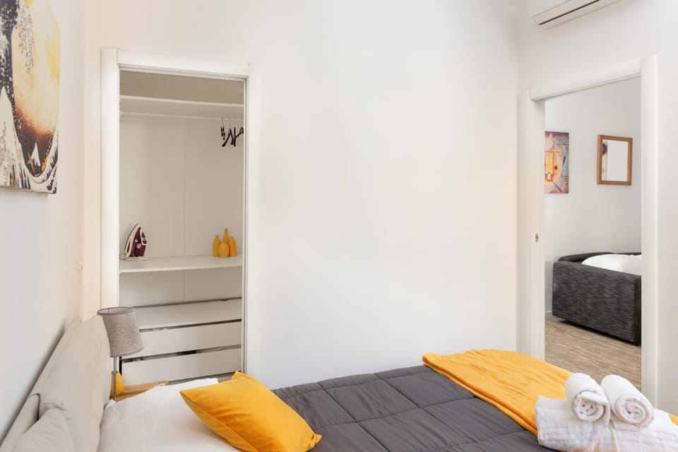 Bed, Photo of the whole room, Bedroom, towels, wardrobe