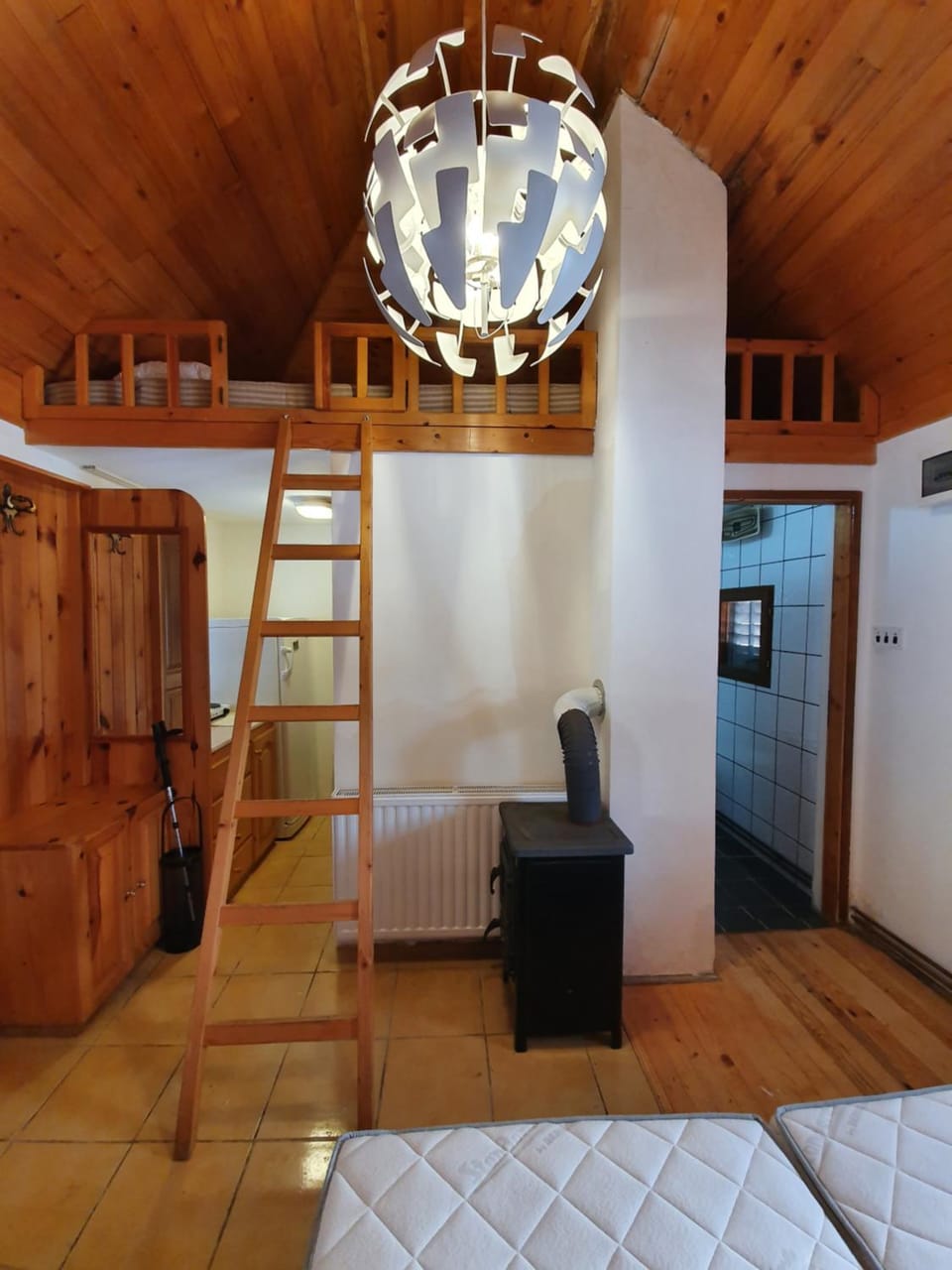 Photo of the whole room, Bedroom, bunk bed