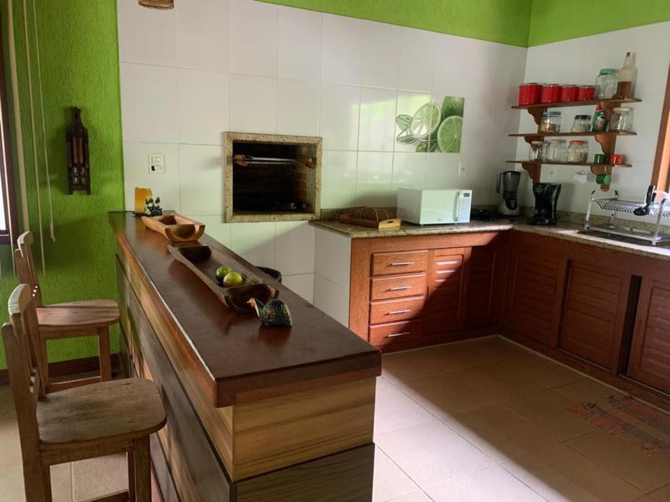 BBQ facilities, Kitchen or kitchenette