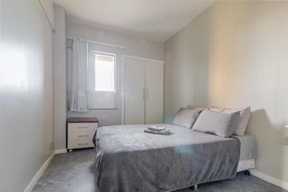 Bed, Photo of the whole room, Bedroom, towels, wardrobe