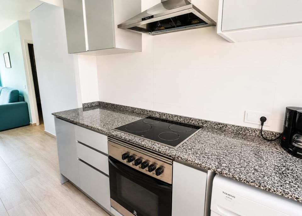 Turyva Tarongers 8 - Cozy Apartment with Terrace & Parking near Peñíscola Beach Apartment in Peniscola