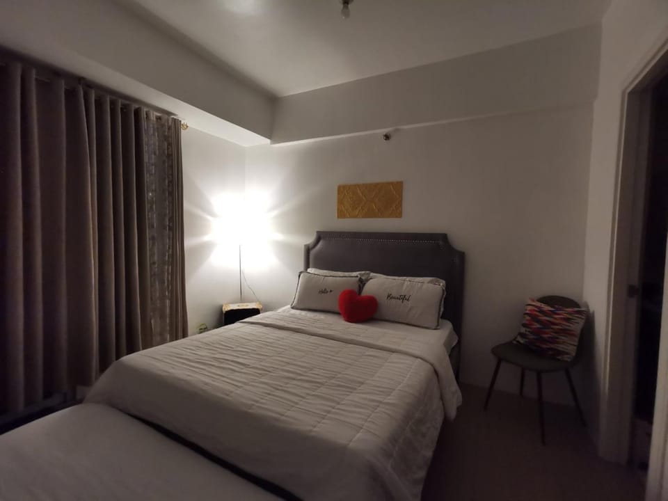 Staycation @150 Newport pasay city Apartment in Pasay