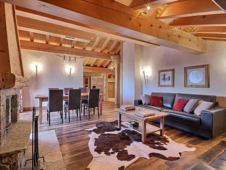 Magnifique appartement 6 pers, prestations haut de gamme avec cheminée - FR-1-455-228 Apartment in Mâcot-la-Plagne