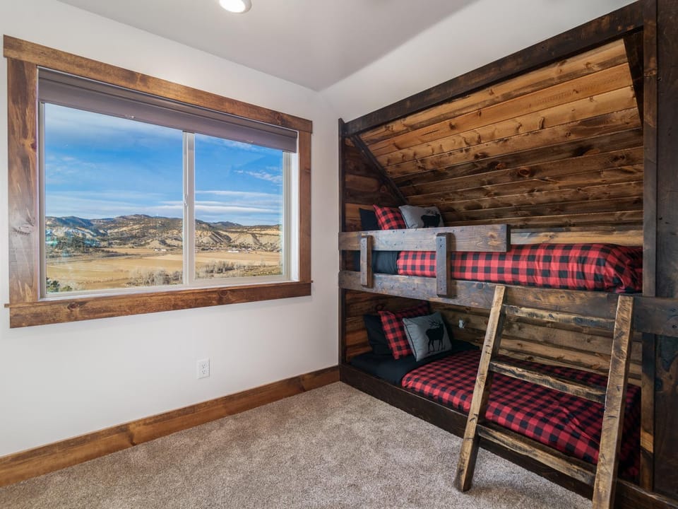 bunk bed