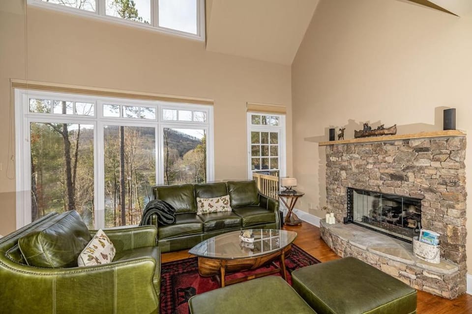 Living room, Seating area, flat iron
