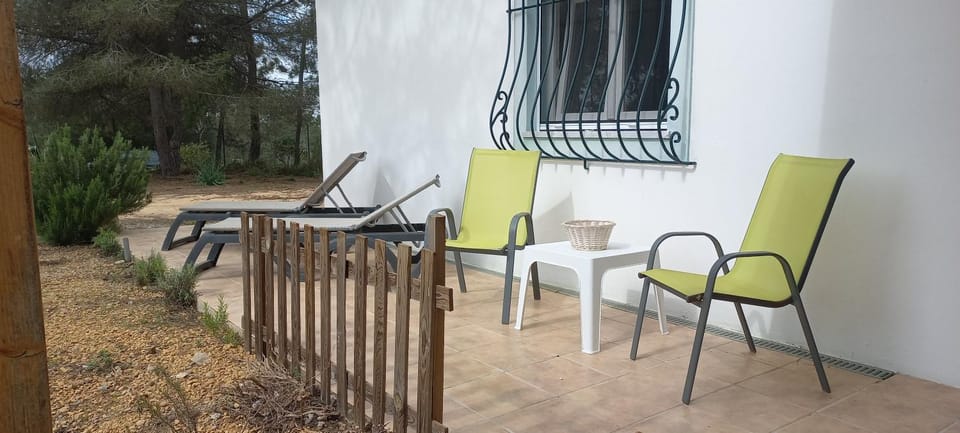 Patio, Garden, View (from property/room), Balcony/Terrace, Seating area, Garden view, sunbed