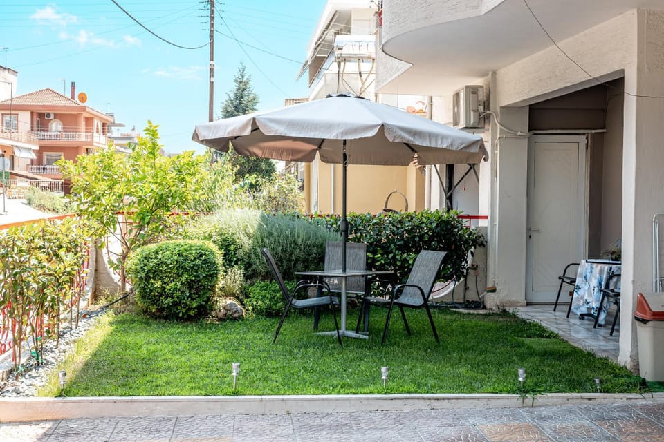 Patio, Spring, Balcony/Terrace, Garden view