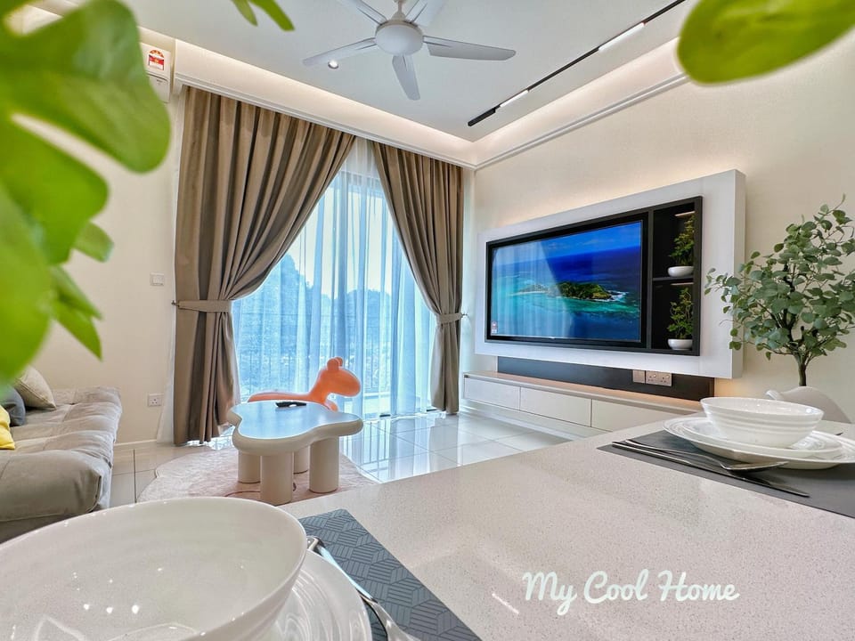 Communal lounge/ TV room, TV and multimedia, Photo of the whole room, fireplace