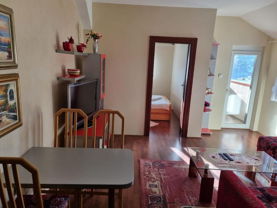 Apartman Trg Vila Jezero Zlatibor Apartment in Zlatibor