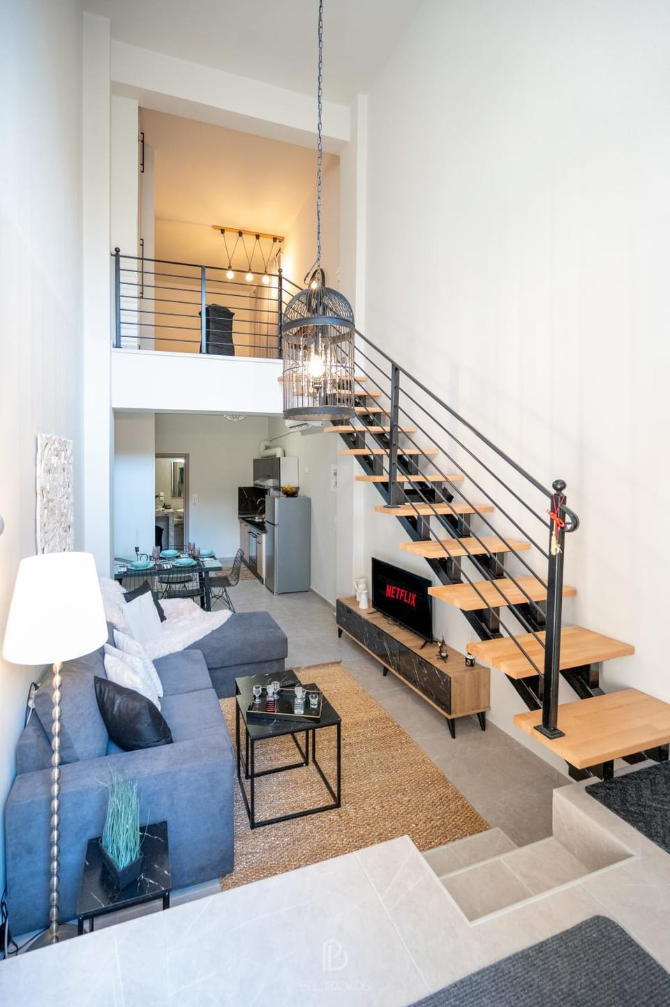 Bed, Kitchen or kitchenette, Living room, Photo of the whole room, Seating area, Bedroom