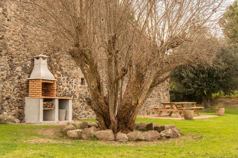 Off site, BBQ facilities, Garden