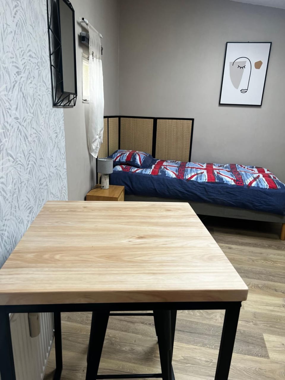 DOUAI 3 Joli studio face à la gare Apartment in Hauts-de-France