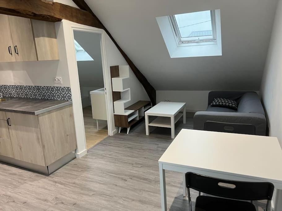 2 Appartement neuf centre ville proche gare et commerces Apartment in Normandy