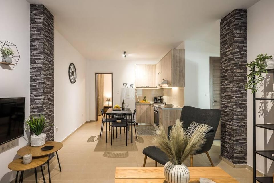TV and multimedia, Kitchen or kitchenette, Dining area