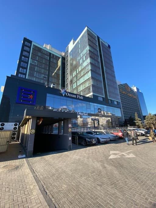 Property building, Location