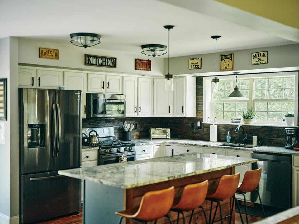 Kitchen or kitchenette, Dining area, dishwasher, microwave, oven, pet friendly, stove, stove