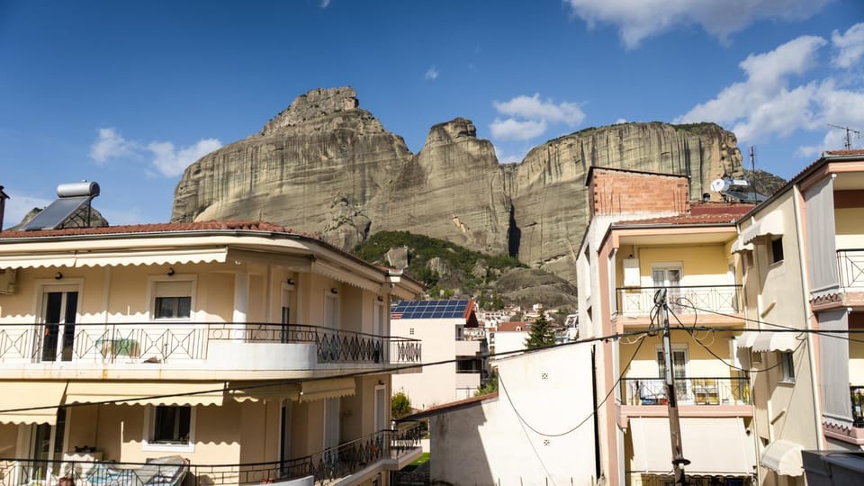 Nearby landmark, Natural landscape, Landmark view