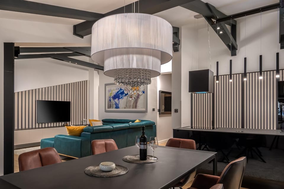 Living room, Seating area, Dining area