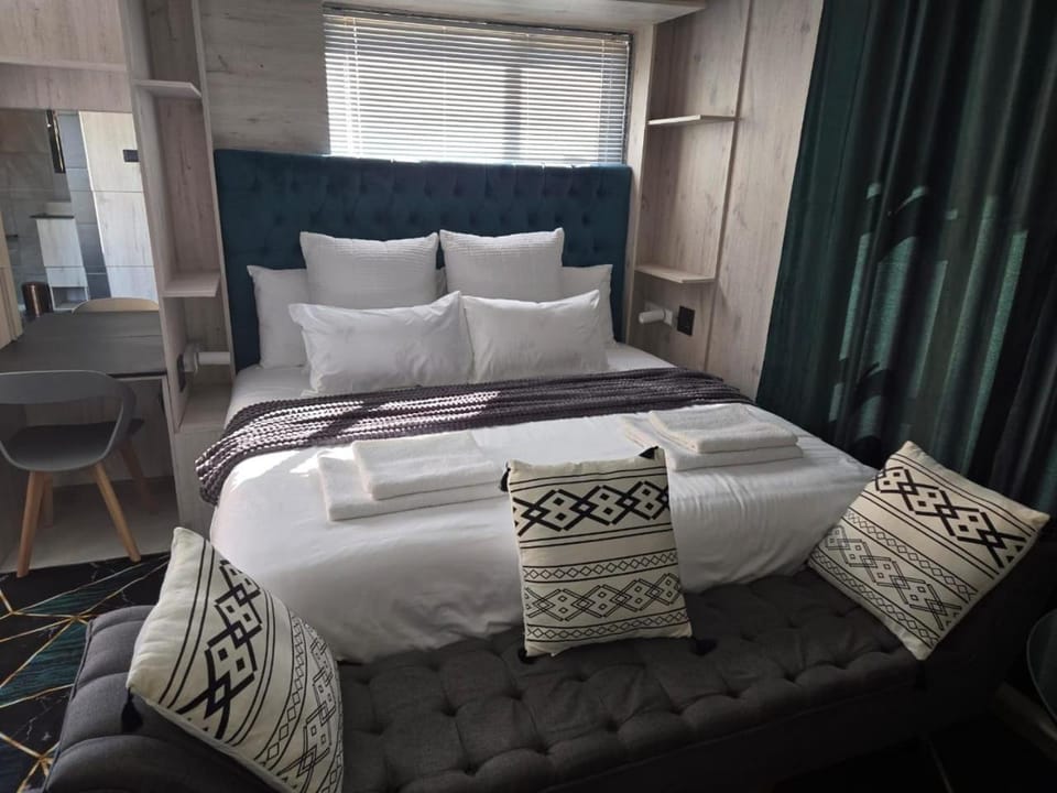 22 on Titanic Apartment in South Africa