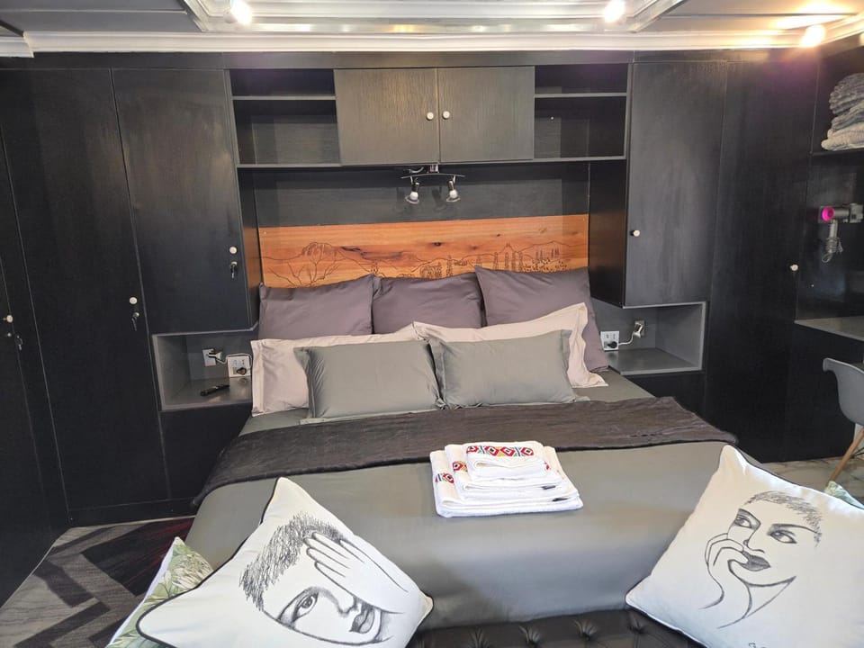 22 on Titanic Apartment in South Africa