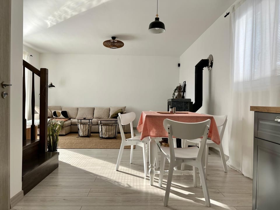 Domov nad jazerom House in Slovakia